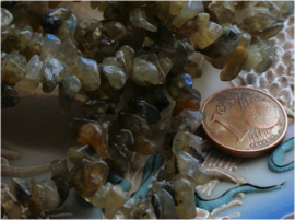 set/30 beads: Labradorite - Chips - approx 5-10 mm