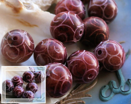 1  large Prayer Bead Tibet - Engraved JADE -  Round - approx 14 mm - Burgundy Red