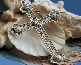 Large Pendant: Crucifix Cross with detailed decoration - 80 mm - Antique Silver tone