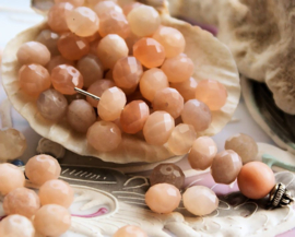 set/5 beads: Moonstone -  Faceted Disc - 7,8x5 mm - White or Gray or Pink