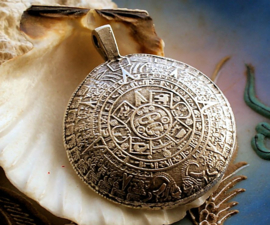 Handmade Pendant: Mayan Calandar - Pewter - 46x38 mm