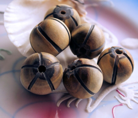 set/2 large beads: Wood - 19 mm - Horn-look