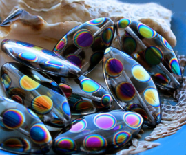 1 Beautiful Psychedelic Glass Bead - 35x18 mm - Black Soap-bubble Shades