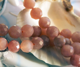 set/5 beads: beautiful pink Sunstone (Moonstone) -  Round Faceted - 8,2 mm
