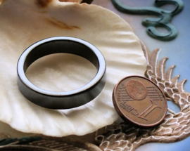 Hematite Thumb Ring or Men's Ring - size: 20,5 mm