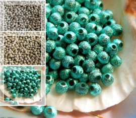 set/50 beads: Metal Look STARDUST - Round - 4 mm - Metallic Gold or Silver or Turquoise