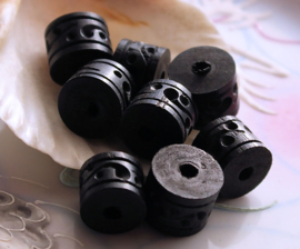 set/4 beads: Wood - Barrel with carving -  13x10 mm - Black
