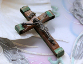 Hanger: Vintage Rozenkrans Kruis - 47 mm