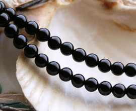 set/10 beads: Onyx Agate - Round - 4 mm - Black