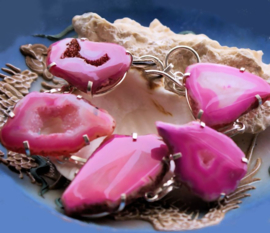 Beautiful Bracelet with Agate Geode Druze in shades of Pink - Adjustable size