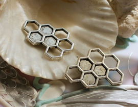 1 Symbool Bedel: Molecuul - Scheikunde - DNA - Infinity - Zilver Kleur Metaal