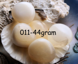 White Agate - set tumbled stones - approx 40-50 grammes per set