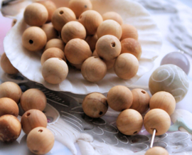 set/15 beads: Fruitwood - Round - 8,2 mm - Natural colour