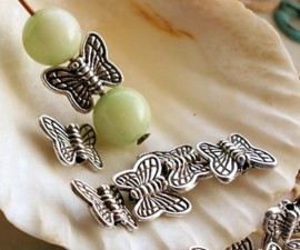 set/10 beads: Butterfly - 10x8 mm - Antique Silver tone