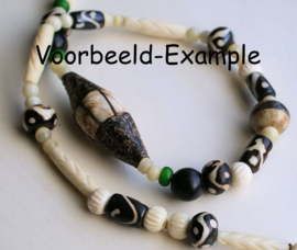 set/4 Beautiful Carved Bone Beads - Feather - approx 24x6 mm - Off White