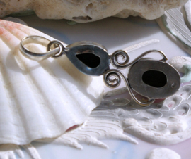 Lovely Pendant: Onyx-Agate and Tigereye - Silver - 47 mm