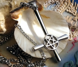 Inverted Cross Pentagram Hanger (59 mm) aan Ketting - RVS - Satanic Black Metal