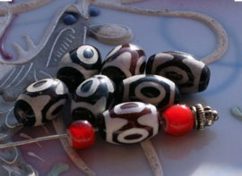 1 mooie Tibetaanse DZI Gebedskraal: Eye Bead - Agaat - 12,5 mm - Bordeaux Oranje