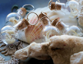 C&G Bone Vial Hanger: Botjes/Kaakje in Glazen Flesje - 40 mm (aan ketting)