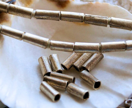 AFRICA: set/5 Beads from Ethiopia - Tube - 5,5-7x3 mm - Silver tone