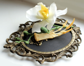 Articulated Fox Paw in Vintage Brass frame, with Orchid