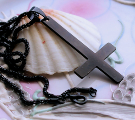 Inverted Cross Hanger (62 mm) aan Ketting - Satanic Black Metal