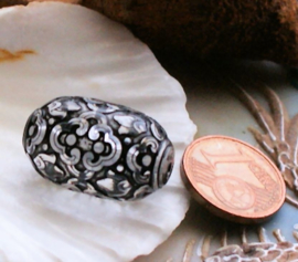 1 beautiful large bead: Lace effect - Black Lace - 22 mm