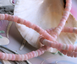 set/25 beads: Pink Opal - Heishi - 4x2 mm