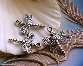 1 Charm: Dragonfly - 20x16 mm - Antique Silver or Bronze tone metal