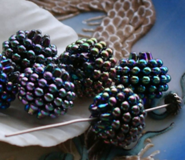 set/5 Berry Beads: 16x14 mm - Peacock Black Iridescent Opaque