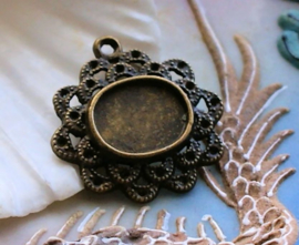 1 Pendant for Cabochon(s) - 24x33 mm - Antique Brass/Bronze tone