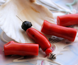 1 bead: Red Coral Branch - approx 15-20 mm or 22-34 mm length