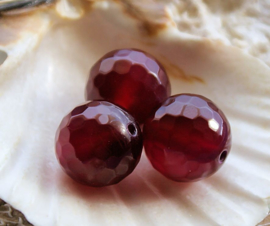 1 large Bead:  Agate - Round Faceted - 14 mm - Wine-Red/Dark Intense Pink-Red