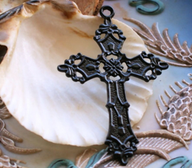 Pendant: Large Gothic Cross 'Black Lace' - 56 mm - Coated Metal
