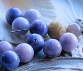 set/3 beads: Sinkian Snowflake JADE - Round - 12 mm - Lilac Purple