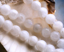 set/5 beads: natural Indian Moonstone - Round - 8 mm - White