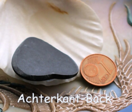 Cabochon van Kunsthars: Camee Hart - 30x30 mm - Zwart Off-White