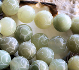 1 large Tibetan Prayerbead - Carved JADE -  Round - 13,5 mm - Pale Green