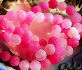 set/6 beads: Dragon Scale Agate - Round - 8 mm - Frost - Pink & White