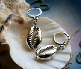 Paar Oorbellen met Cowry Schelpjes - Goud/Zilver/Echte Schelpjes