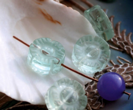 set/2 beads: Quartz - Flower - 14 mm - Light  Aqua Blue Transparant