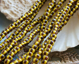 set/20 ANTIQUE TRADE BEADS: Africa Bohemian-  4 mm - Yellow Black Maroon