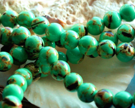 set/8 lovely beads: Dyed Mother of Pearl/Shell - 8 mm - Turquoise & Browns