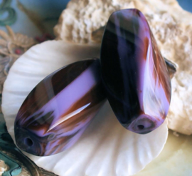 1 Huge Resin Bead: Twisted Faceted - 40 mm - Lilac Violet Brown Marble Pattern