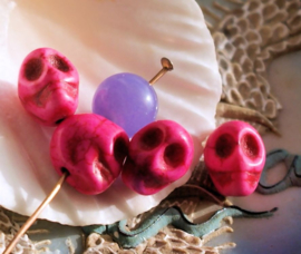 set/4 Beads: SKULL Howlite - 12x9 mm - Pink