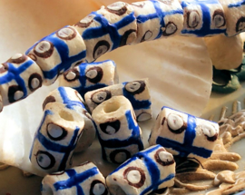 set/4 Krobo TRADE BEADS from Ghana - Glass - approx 11-12 mm - White Blue Brown