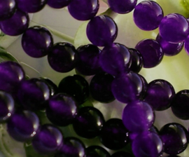 set/6 beads:  JADE - Round - 8,1 mm - Amethyst-Purple