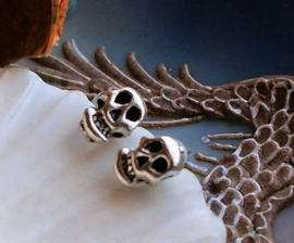 1 Pair of SKULL Ear-Studs/Earrings  - Antique Silver Tone