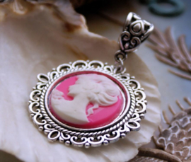 C&G Pendant: Cameo - 46 mm - Antique Silver Tone + Pink & Off-White
