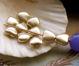 set/9 Beads: Pearl Heart - 8 mm - Antique Lace Colour